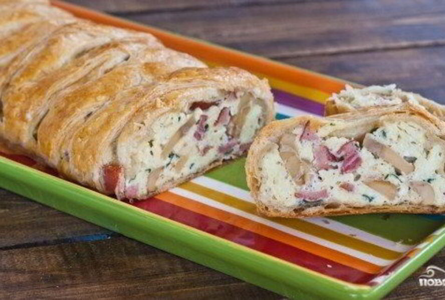 Яичница-болтунья в слоеном тесте