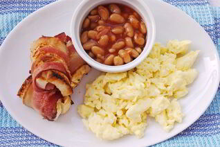 Яичница с фасолью