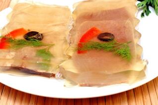 Заливное из языка