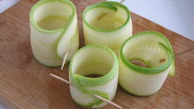 рулетики из цукини с жульеном