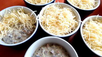 сливочный жульен с ветчиной и грибами