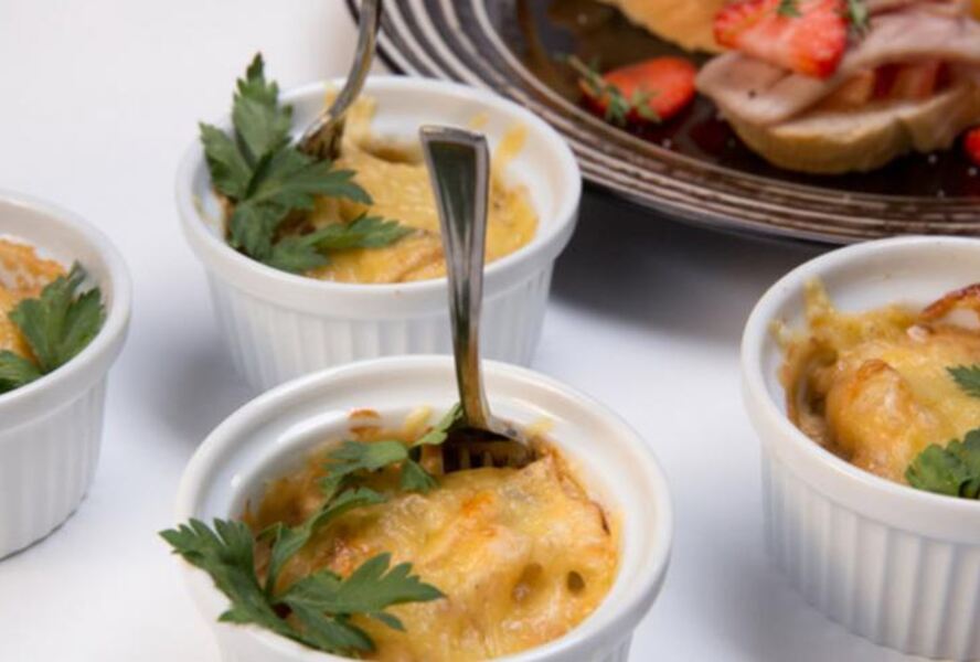 Жюльен с курицей и грибами